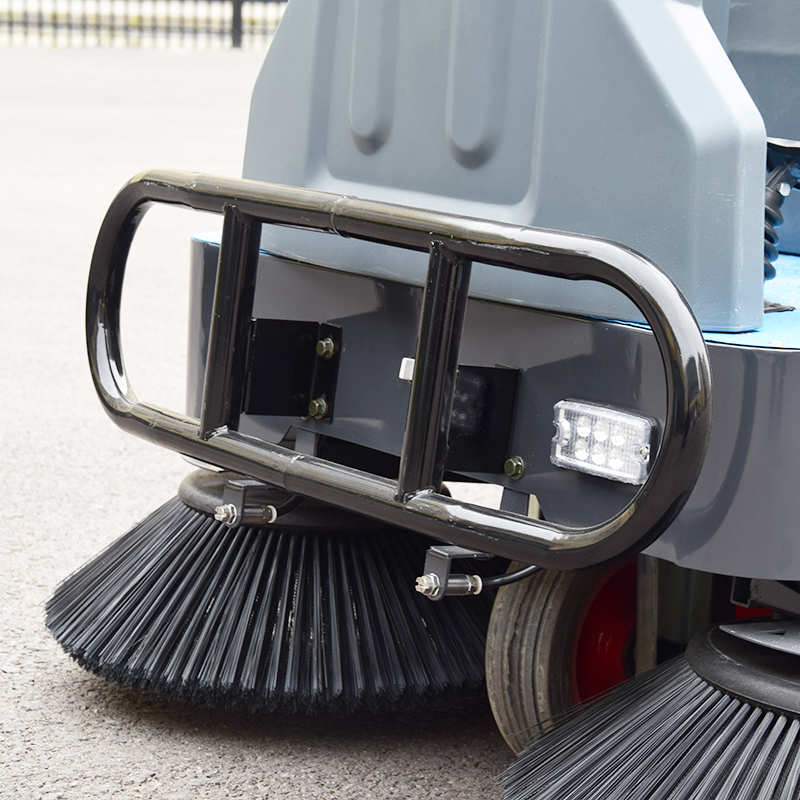 Spazzatrice Elettrica 48V Pers - Outdoor Power New Roads recensione e prezzo